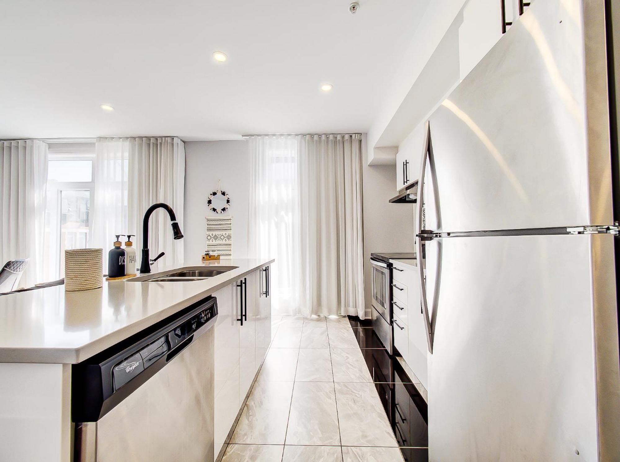 Glamorous 2-Bedroom Condo In Downtown Montreal 206 Extérieur photo