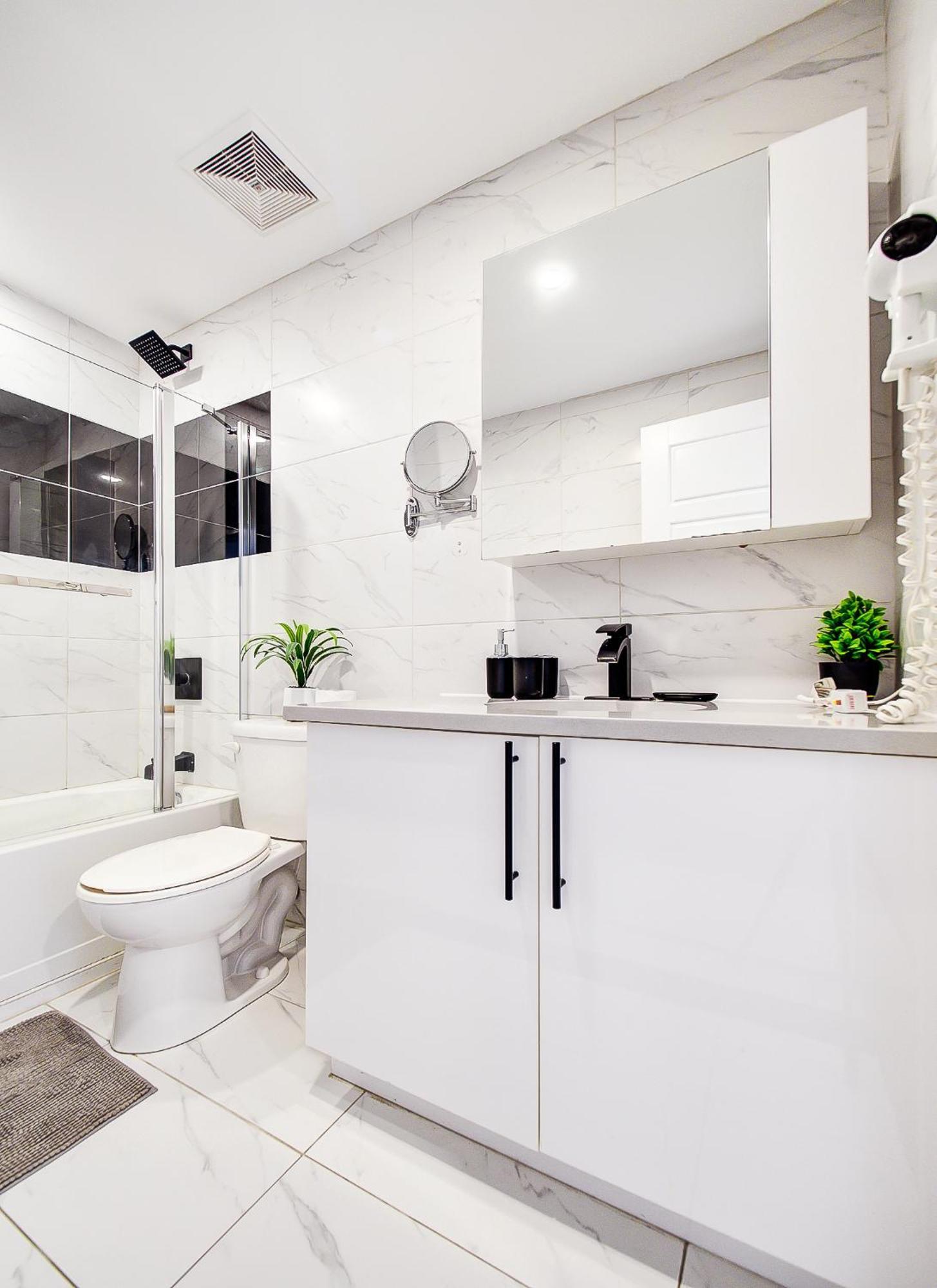 Glamorous 2-Bedroom Condo In Downtown Montreal 206 Extérieur photo